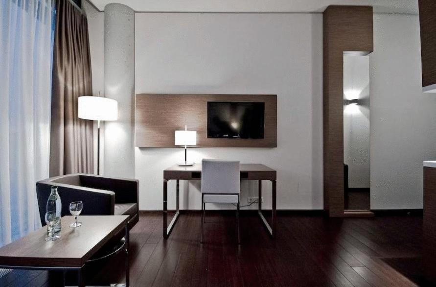 Hotel Im Hegau Tower Singen Extérieur photo