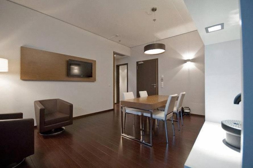 Hotel Im Hegau Tower Singen Extérieur photo
